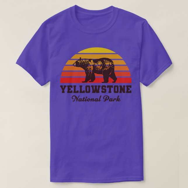 Yellowstone National Park Bear Sunset Gult T Shirt (Design framsida)