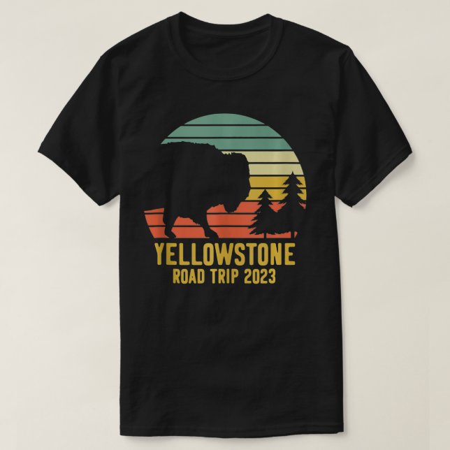 Yellowstone National Park Family Road Resa 2023 Mo T Shirt (Design framsida)