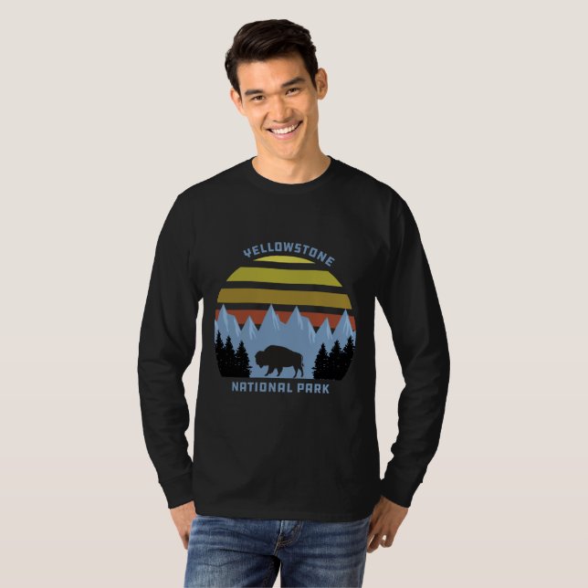 Yellowstone National Park Mountain Souvenir T Shirt (Hel framsida)