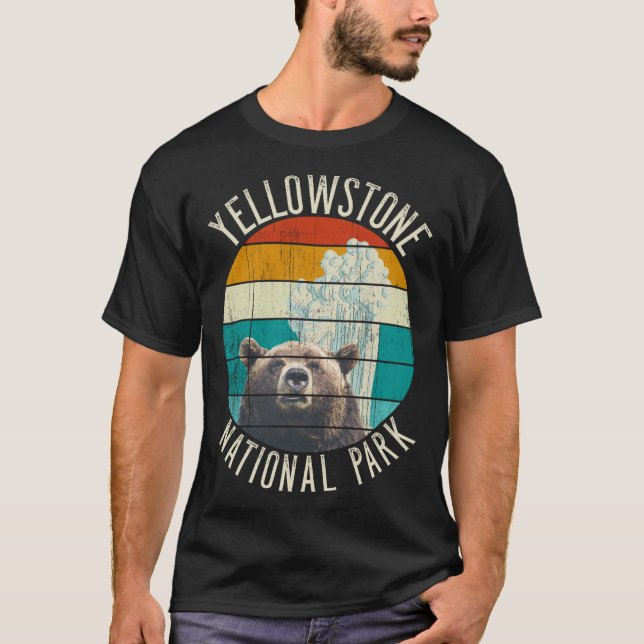 Yellowstone National Park Outfit Grizzly Bear Geys T Shirt (Framsida)