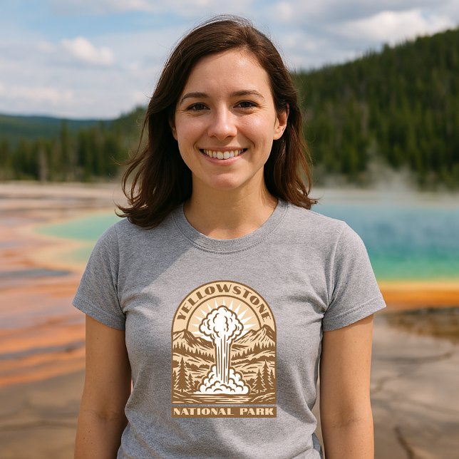 Yellowstone National Park Retro Art Deco T Shirt (Skapare uppladdad)