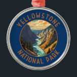 Yellowstone National Park River Distress Circle Julgransprydnad Metall<br><div class="desc">Yellowstone-vektorteckningsdesign. Parken har dramatiska kanjoner,  alpina floder,  lush-skogar,  hett vår och vaktmästare,  inklusive dess mest berömd,  Gamle Faithful.</div>