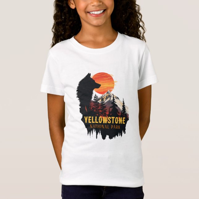 Yellowstone National Park, Varg Orange Sunset Art T Shirt (Framsida)