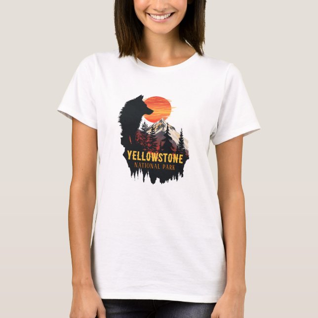 Yellowstone National Park, Varg Orange Sunset Art T Shirt (Framsida)