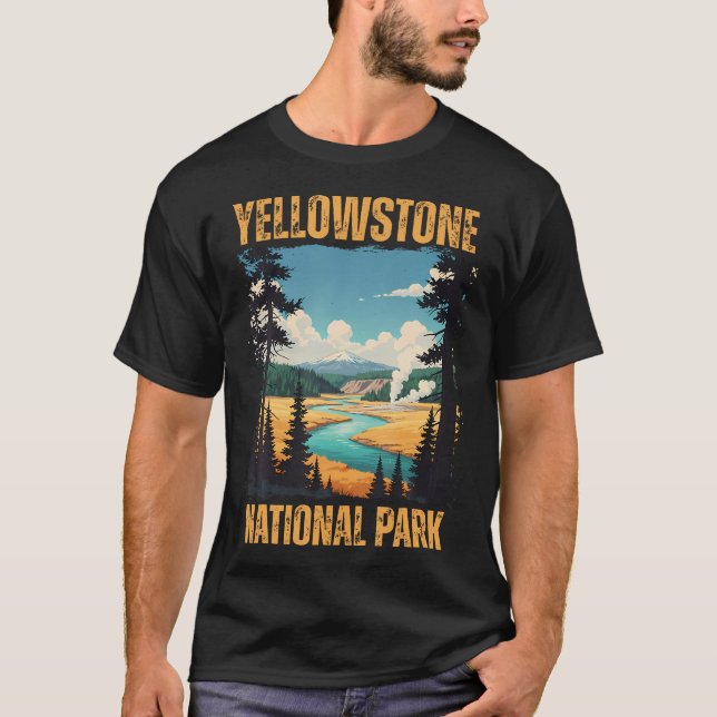 Yellowstone National Park Vintage Hiking Camping T Shirt (Framsida)