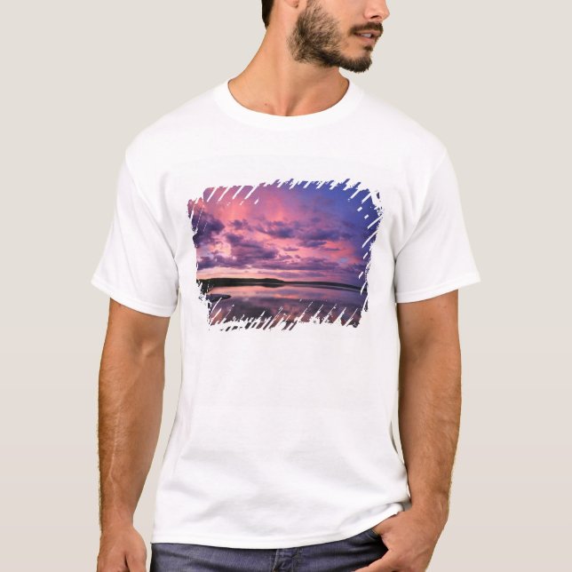 Yellowstone National Park, Wyoming. USA. T Shirt (Framsida)