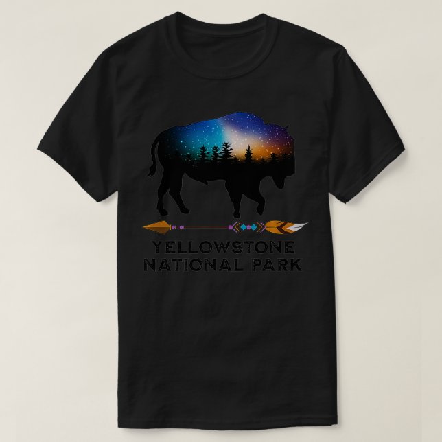 Yellowstone nationalpark Bison Night Himlar Vacati T Shirt (Design framsida)