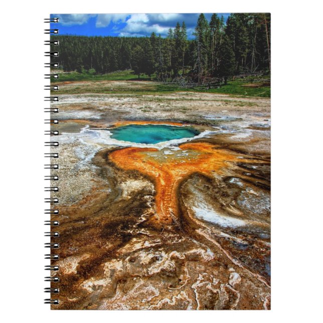 Yellowstone termisk bassäng anteckningsbok med spiral (Framsidan)