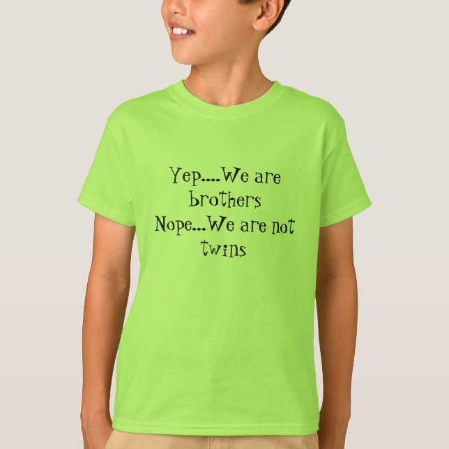 Yep är vi brodert-skjortor tee shirt (Framsida)