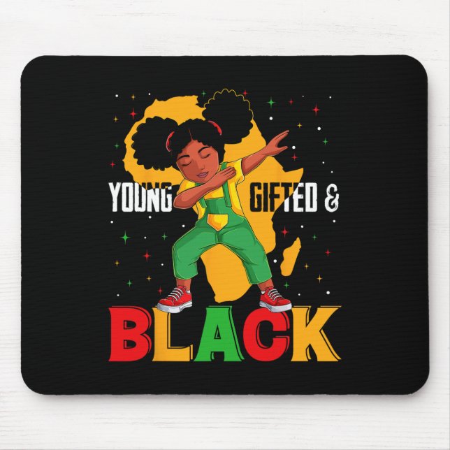 Yftad och svart dabbing Girl Black History Musmatta (Framsidan)
