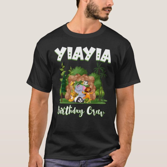 Yiayia Birthday Crew Zoo Bday Safari Party Celebra T Shirt (Framsida)