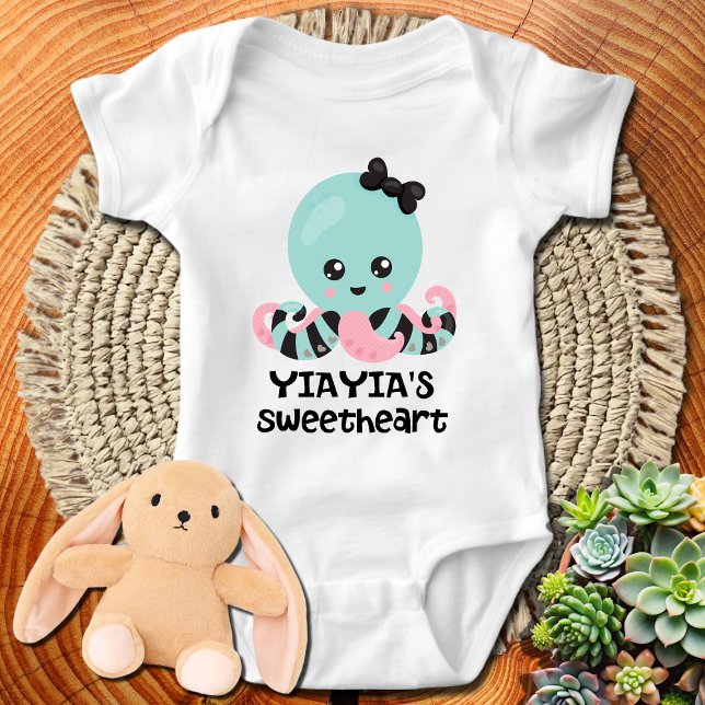 Yiayias älskling Kawaii Octopus T Shirt (Skapare uppladdad)