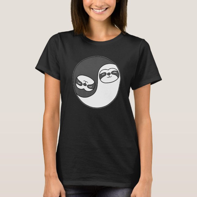 Yin and Yang Sloth Predator Meditation Acro Hatha  T Shirt (Framsida)