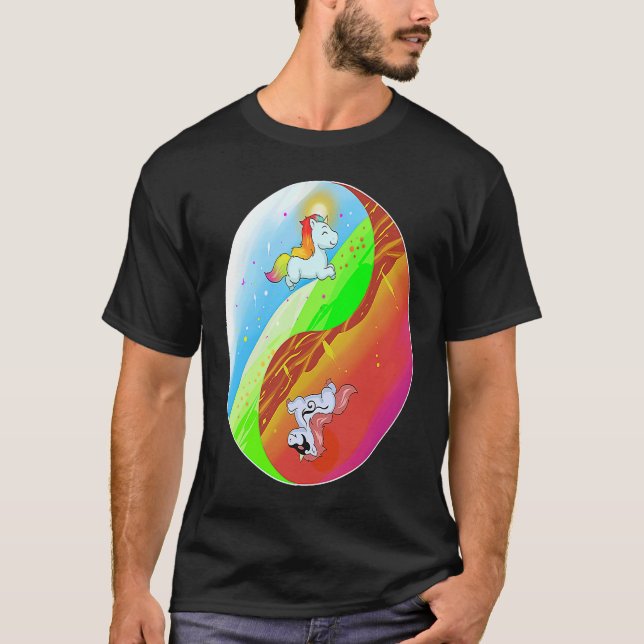 Yin och Yang Unicorn Death Metall Rainbow T Shirt (Framsida)