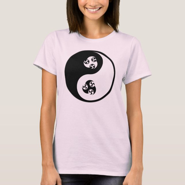 Yin Yang Anime T-shirt (Framsida)