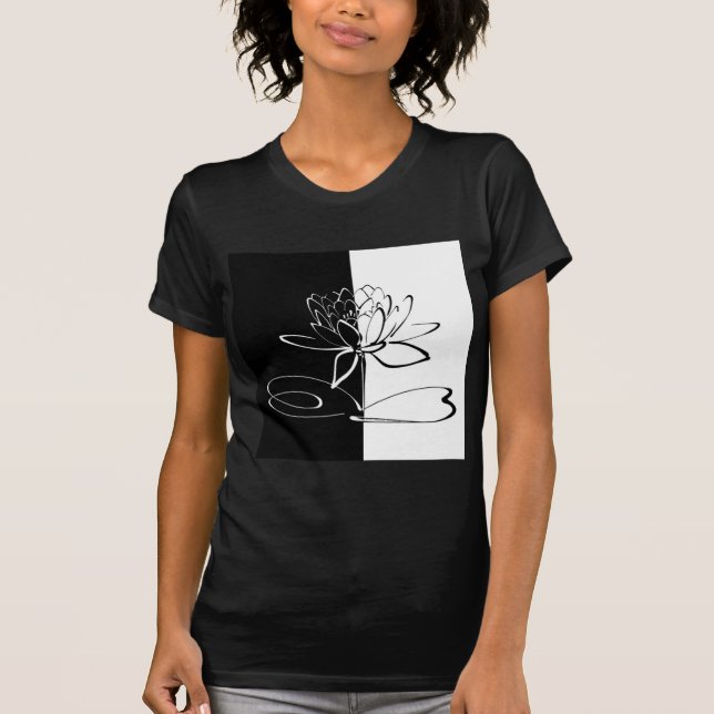 Yin Yang Black White Lotus Blommar Tee (Framsida)