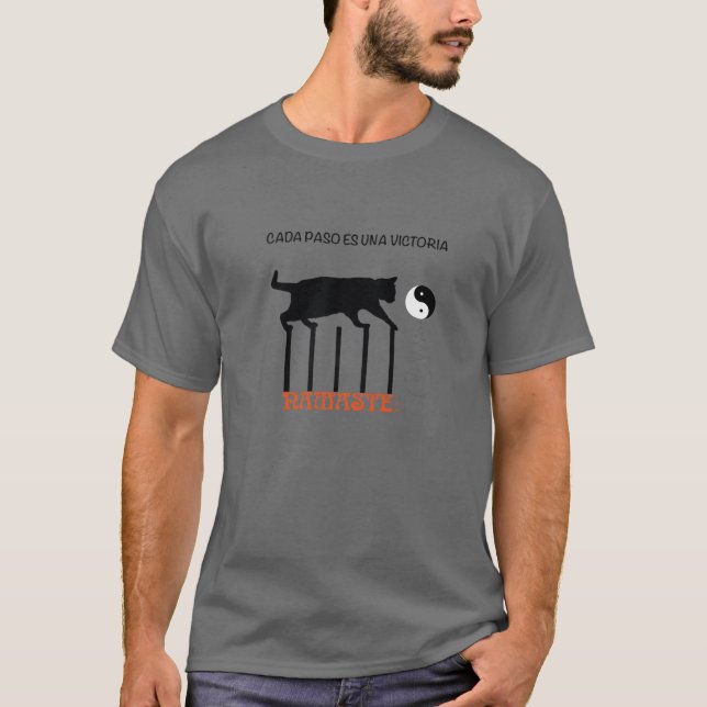Yin Yang Cat med unalome och Namaste T Shirt (Framsida)