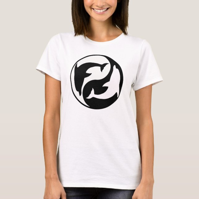 Yin Yang Dolphin T-Shirt (Framsida)