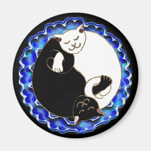 yin yang kittens magnet