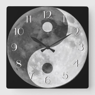 Yin Yang Måne Elegant Nummer Svarta och vita Fyrkantig Klocka