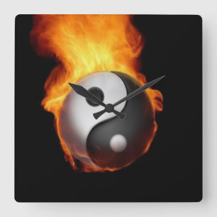 Yin Yang på brandväggens klocka