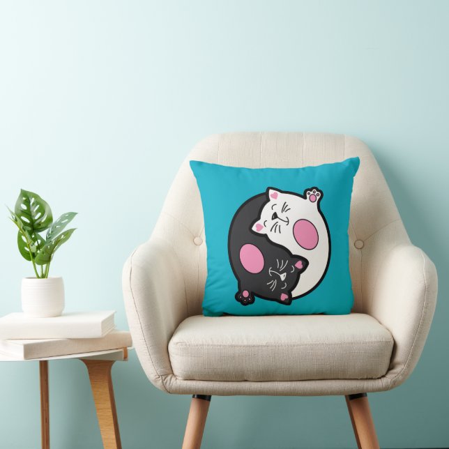 Yin Yang Sovande Katter i Svart och Vitt  Kudde (Stol)