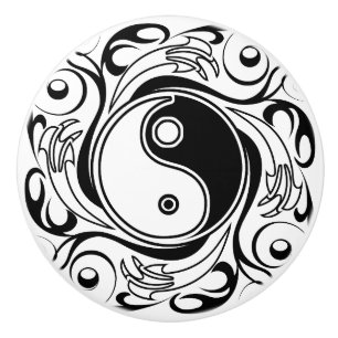 Yin & Yang Symbol Black and White Tatto Stil Knopp