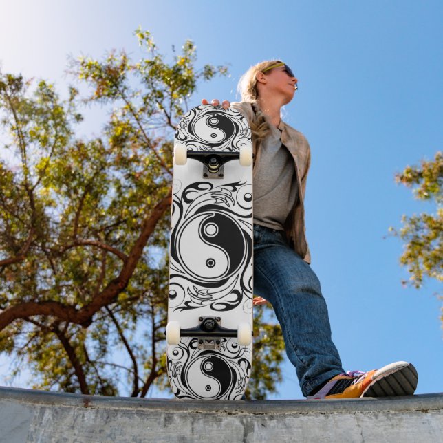 Yin & Yang Symbol Black and White Tatto Stil Mini Skateboard Bräda 18,5 Cm (Utomhus 1)