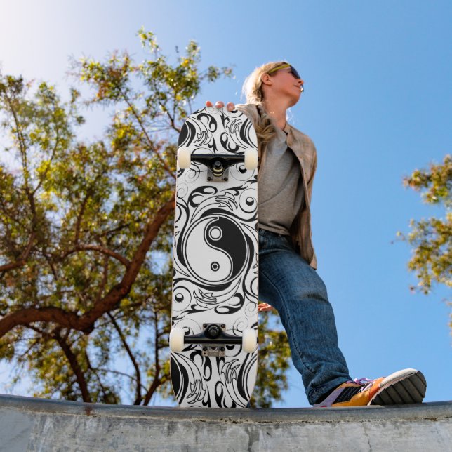 Yin & Yang Symbol Black and White Tattoo Style Mini Skateboard Bräda 18,5 Cm (Utomhus 1)