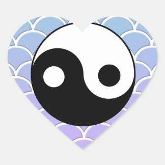 Yin Yang Symbol på Wave Background Hjärtformat Klistermärke