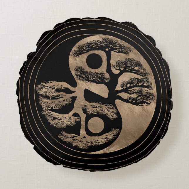 Yin Yang trädsvart och guld Rund Kudde (Framsidan)
