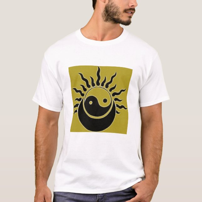 ying yan dorado con luna y sol tee shirt (Framsida)