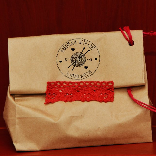 Ylle Boll handgjord med kärlek. Stämpel (Skapare uppladdad)