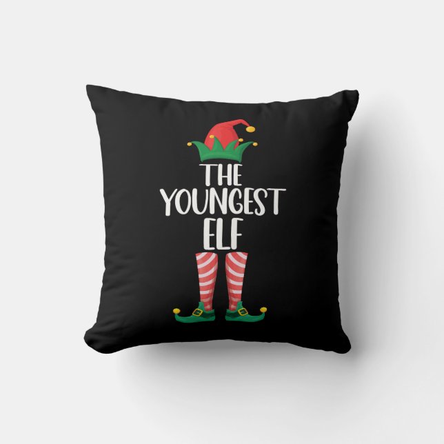 Yngsta tomte som matchar familjens julfest kudde (Framsida)