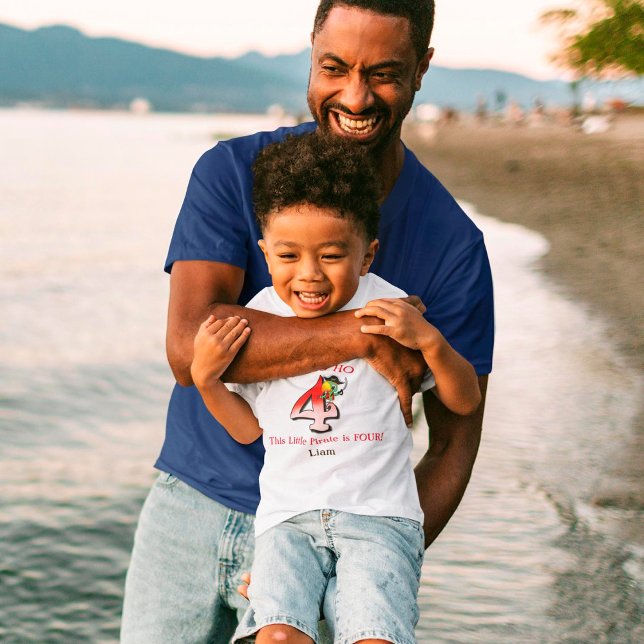 Yo Ho Ho Cute Pirat Parrot 4e födelsedagen T Shirt (Skapare uppladdad)