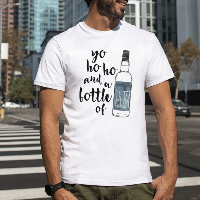 Yo Ho Ho och a Flaska of Rum T-shirt (Skapare uppladdad)
