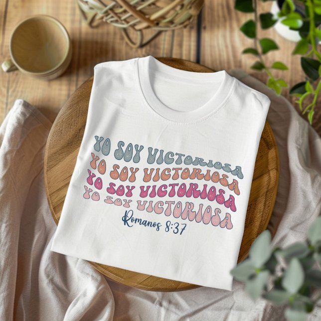 Yo Soy Victoriosa Distressed kristen spanska T Shirt (Skapare uppladdad)
