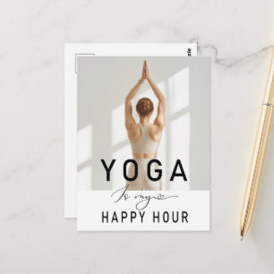 Yoga är min lyckliga timme Kvinna poserar yoga Vykort