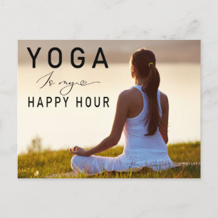 Yoga är min lyckligaste stund Kvinna poserar yoga Vykort