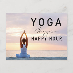 Yoga är min lyckligaste stund Kvinna poserar yoga Vykort