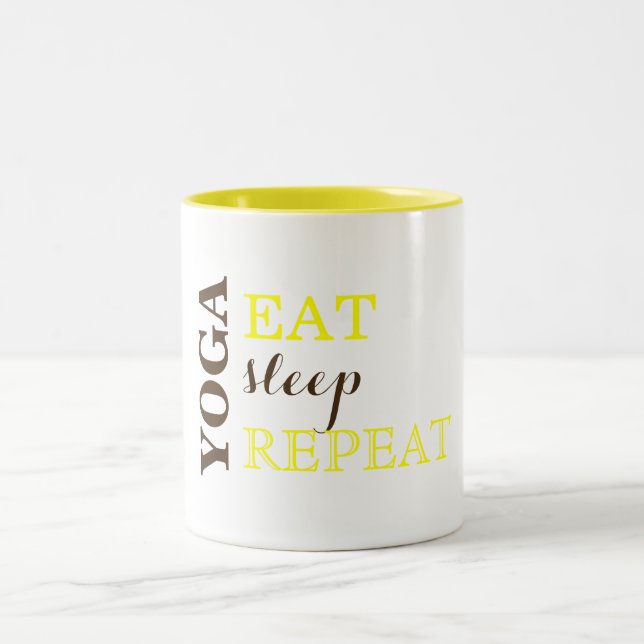 Yoga, ät, sov, upprepa Två-Tonad mugg (Center)
