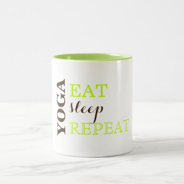 Yoga, ät, sov, upprepa Två-Tonad mugg (Center)