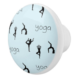 Yoga attityder och texten mönster på blått knopp