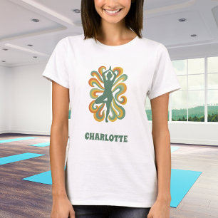 Yoga attitydvirvelretro grönt orange namn t shirt