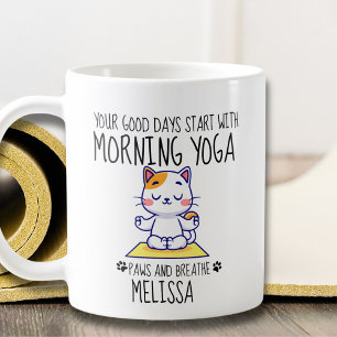 Yoga-Bran börjar med Yoga. Kaffemugg
