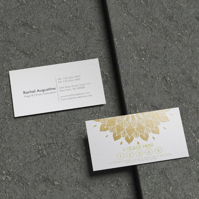 Yoga Class Pass White Guld Embossed Mandala Blommi Lojalitetskort (Skapare uppladdad)