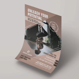 Yoga Classes Neutralt Beige Photo Personal Trainer Flygblad