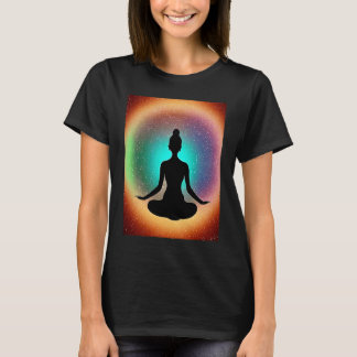 Yoga flicka Kvinna Solhälsning Meditation Chakra  T Shirt