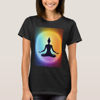 Yoga flicka kvinnlig solhälsning meditation Chakra T Shirt