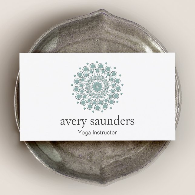 Yoga Instructor och Meditation Coach Logotyp Visitkort (Skapare uppladdad)